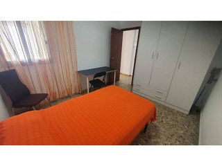 Piso en alquiler en San Luis en Almería