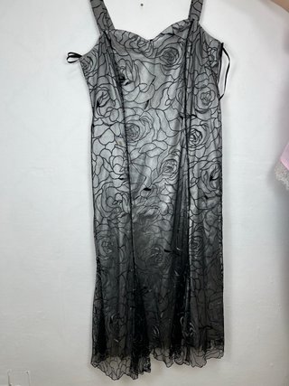 Vestido Midi Floral Vintage Plata y Negro Talla 52