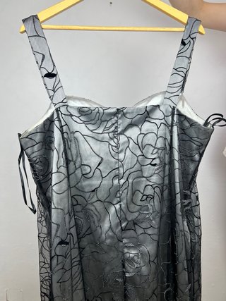 Vestido Midi Floral Vintage Plata y Negro Talla 52