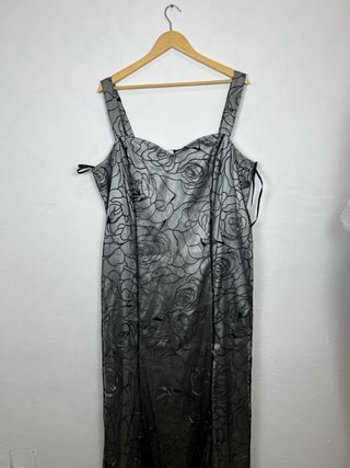 Vestido Midi Floral Vintage Plata y Negro Talla 52
