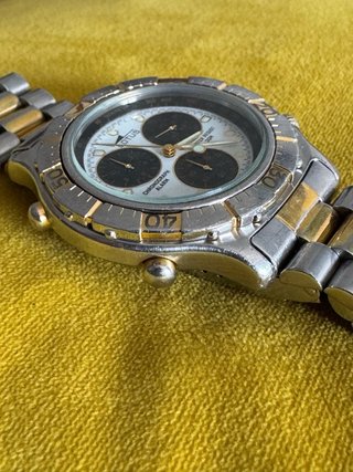 Reloj Lotus Cronógrafo Dorado y Plateado