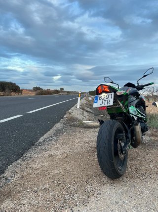 Kawasaki Z800 2016 Negra/Verde