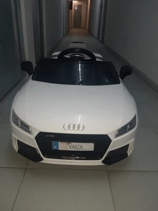 Coche eléctrico 12V con mando