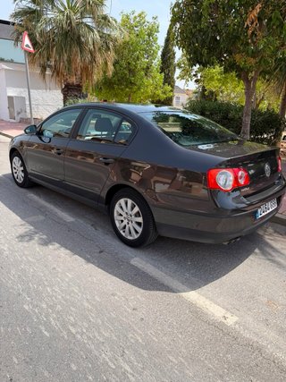 Volkswagen Passat 2010