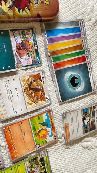 Lote Mini Tin Pokémon(2024) Zoroar + Cartas