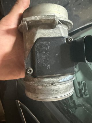 Caudalímetro Audi A4 B6 2.5 V6 TDI