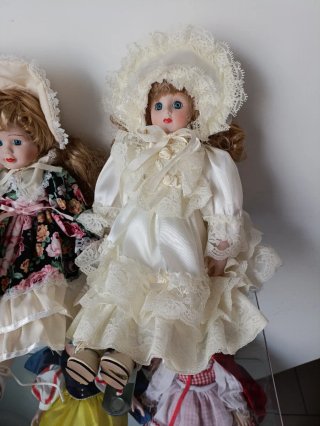 Bambole in porcellana vintage