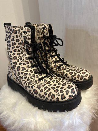 Botas Zara Estampado Leopardo