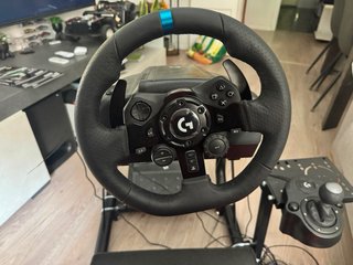 Volante Logitech PS4 y Silla Simulador