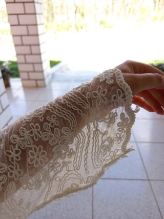 Casaquinho de Renda Branco