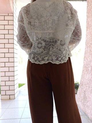 Casaquinho de Renda Branco