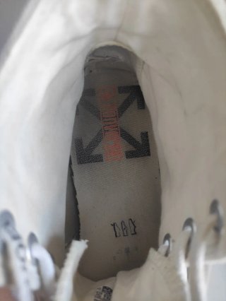 Converse x Off-White Chuck Taylor All-Star Hi