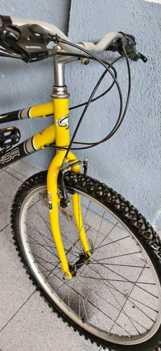 Bicicleta Montaña CONOR XC 25 Negra/Amarilla