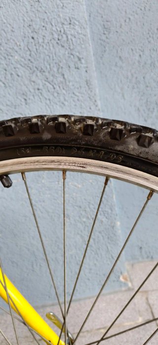 Bicicleta Montaña CONOR XC 25 Negra/Amarilla