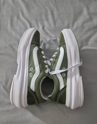 Vans verdi mm 38 solo provate  mi sono corte  49 e