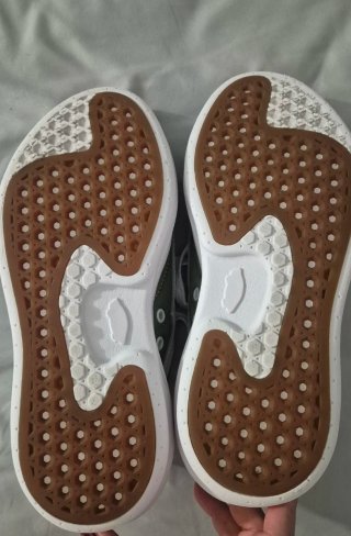 Vans verdi mm 38 solo provate  mi sono corte  49 e