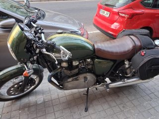 Triumph Thruxton 900 EFI 2014 British Green