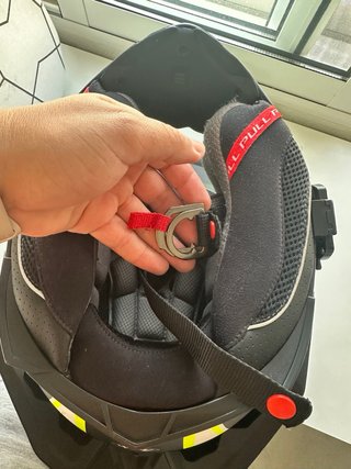 Casco Airoh fibra carbono