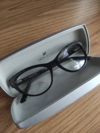 Gafas Swarovski Grazia Negras y Plateadas