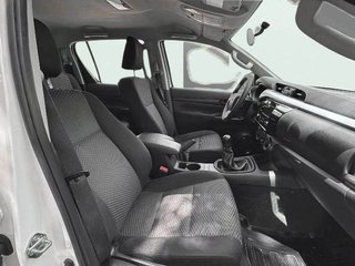 Toyota Hilux 2.4 D-4D Cabina Doble GX