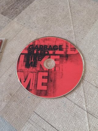 CD Garbage - Bleed Like Me
