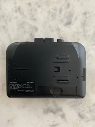 Sony Walkman WM-FX103 FM/AM Radio Cassette