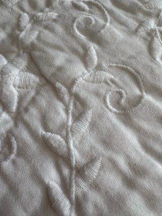 Colcha invierno ZARA HOME con volante. No envío.