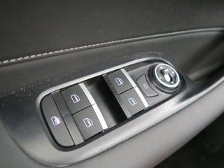 Ebro S400 1.5 DHE HEV Premium CVT