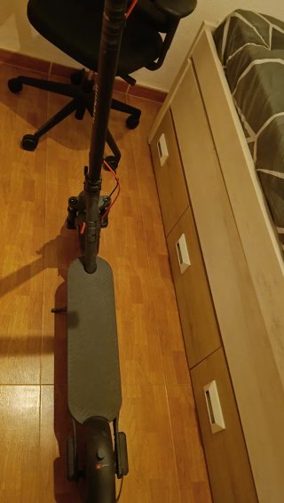 Patinete eléctrico casi nuevo