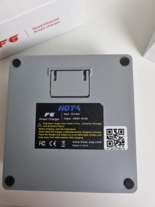 Caricabatterie HOTA F6 Quad Channel 4x15A
