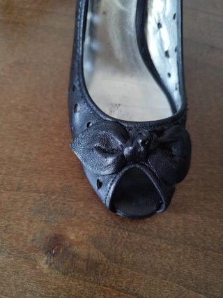 Guess Scarpe Décolleté Peep Toe Tacchi Nere