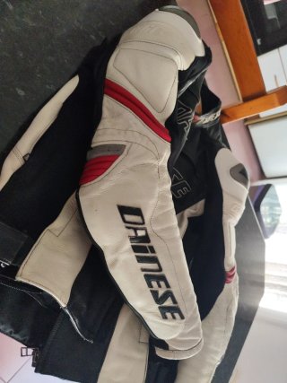 Chaqueta Dainese Cuero Negra y Blanca