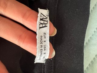 Camiseta Zara Negra Manga Corta