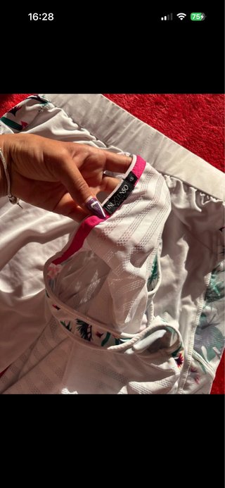 Conjunto chándal estampado tropical