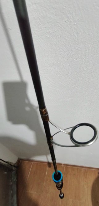 Caña de pescar jigging Adajo 300grs