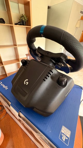 Volante y Pedales Logitech G923 PS4/PS5/PC