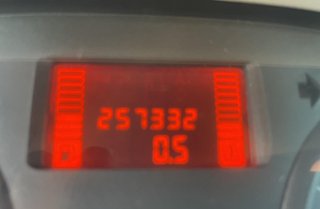 Renault Trafic 2.0 dCi 115 CV – Año 2008 – Furgón
