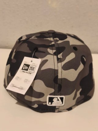 Gorra Supreme Camuflaje x new Era NY 59FIFTY 7 3/8