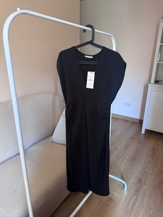 Vestido verano con etiqueta. Zara, M