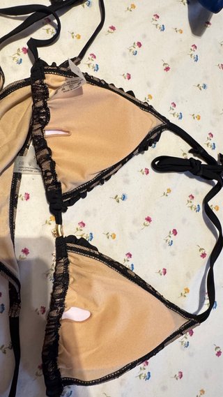 Bikini encaje negro y beige