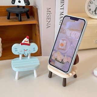 Supporto mobile a forma di sedia per cani