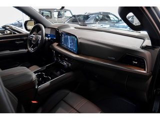 Chevrolet Suburban 6.2 V8 High Country 309 kW (420 CV)