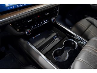 Chevrolet Suburban 6.2 V8 High Country 309 kW (420 CV)