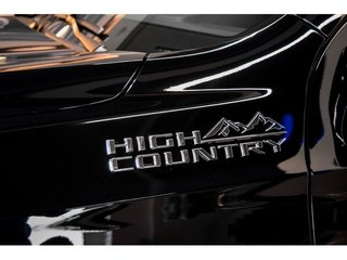 Chevrolet Suburban 6.2 V8 High Country 309 kW (420 CV)
