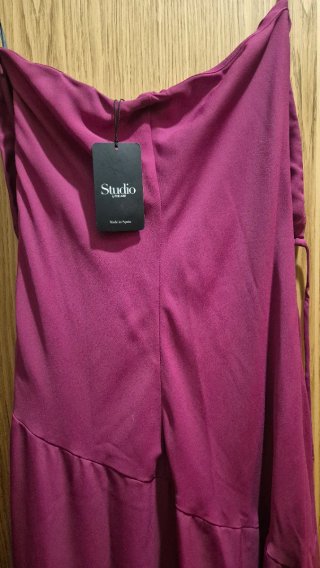 Vestido largo rosa con abertura the are