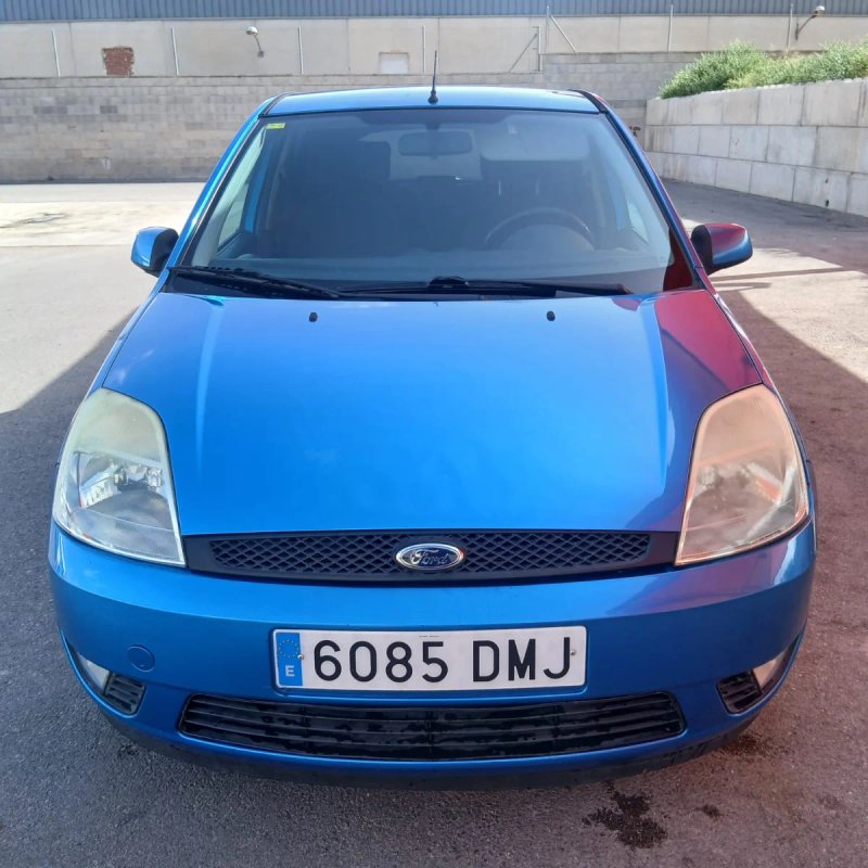 Ford Fiesta 2005 - foto 1