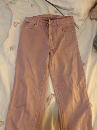 Pantalón vaquero rosa pastel largo
