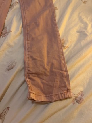 Pantalón vaquero rosa pastel largo