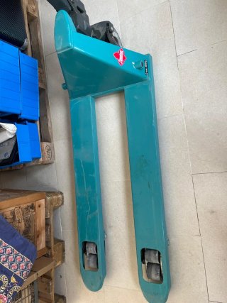 Carretilla elevadora manual