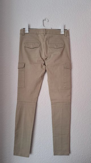 Pantalón beige 36